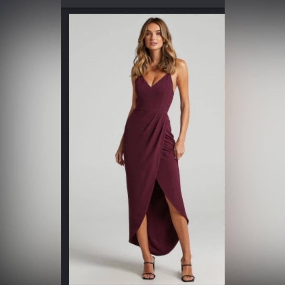 Showpo burgundy dress- never worn NWT